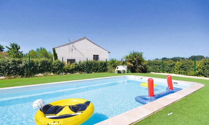 Le Sambuc Apartamento | Bonito apartamento en Le Sambuc con.