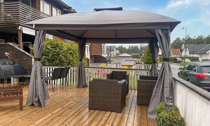 Arendal Apartamento | Bonito apartamento en Nedenes con WiFi