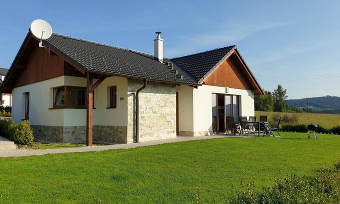 Lipno nad Vltavou Casa | Precioso apartamento en villa con WIFI, TV, terraza, mascotas permitida y aparcamiento