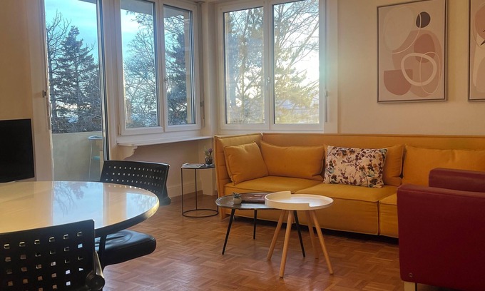 Neuchatel Apartamento | Nice Apartment, lake view, 3 bedrooms, Floor 1