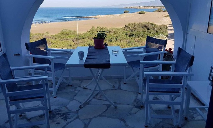 Naxos Casa | Bonito apartamento, pequeña casa adosada en la playa (Liz. No. 00000473361)