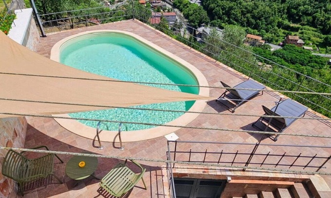 Avegno Apartamento | Apartamento con WIFI, piscina privada, terraza, vista panorámica, aparcamiento, cerca de Portofino