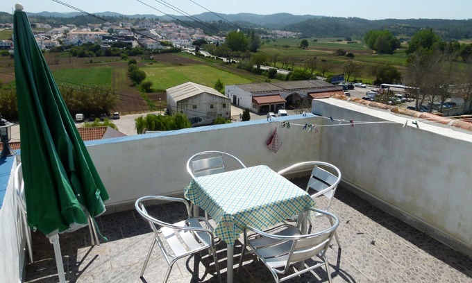 Aljezur Casa | Bonita casa de vacaciones con terraza, situado en Aljezur