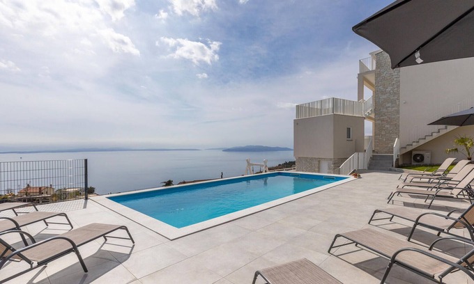 Bregi Casa | Impresionante casa en Bregi con sauna