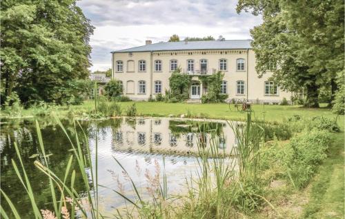 Friedland Casa | Nice Home In Eichhorst With Kitchen