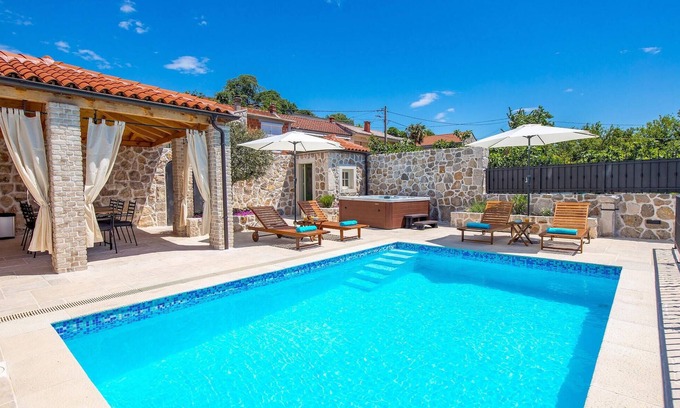 Vinodolska opcina Casa | Bonita casa en Grizane con sauna