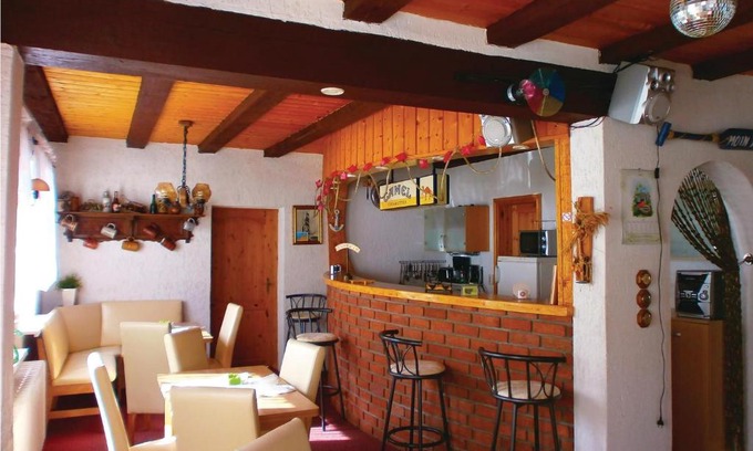 Satow Casa | Nice home in Hanstorf with 5 Bedrooms and WiFi