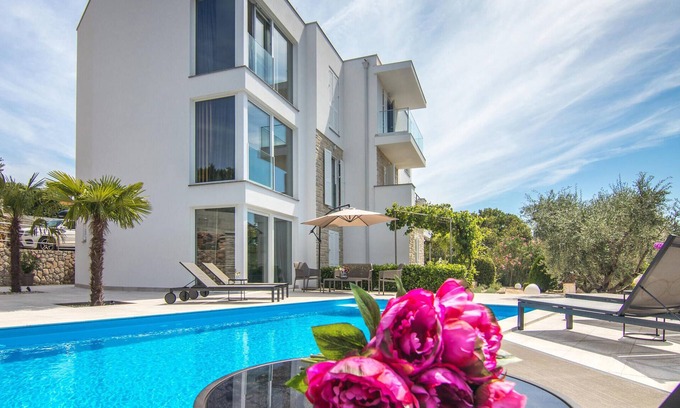 Krk Casa | Nice Home in Krk With 8 Bedrooms, Wifi and Outdoor Swimming Pool
