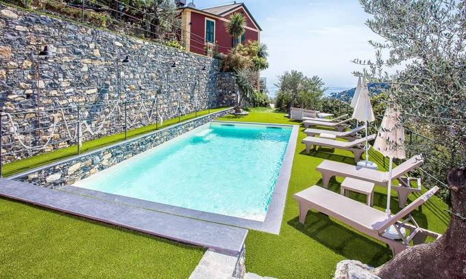Recco Casa | Bonita casa en Recco con vistas al mar