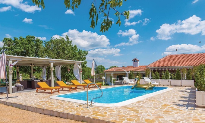 Unesic Casa | Acogedora casa en Unesic con cocina