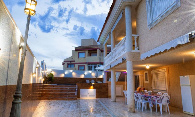Bolnuevo Chalet De Esquí | Agradable Casa Con Piscina en Murcia