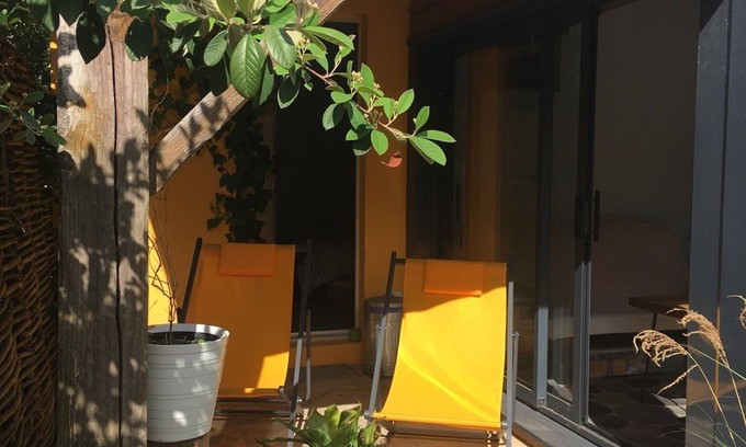 La Rochelle Apartamento | Nice little T2 house with garden near beach and town center