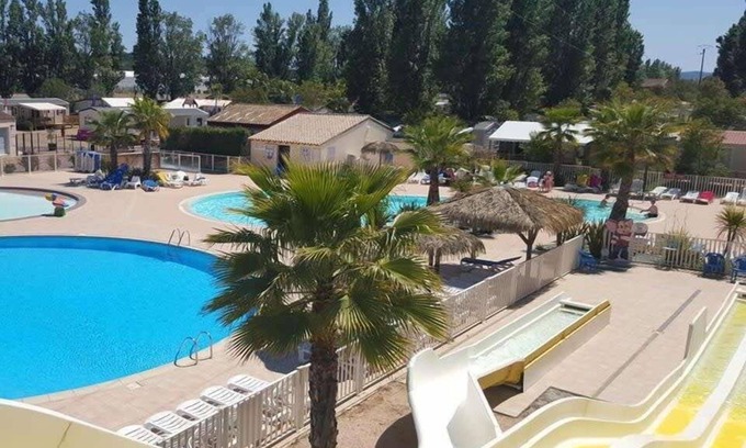 Frejus Chalet De Esquí | Nice mobil home with pool