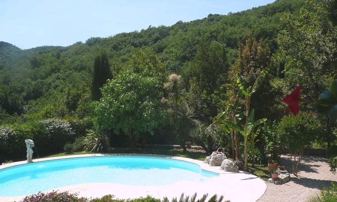 Le Bar-sur-Loup Villa | Bonita villa provenzal con piscina, tranquila