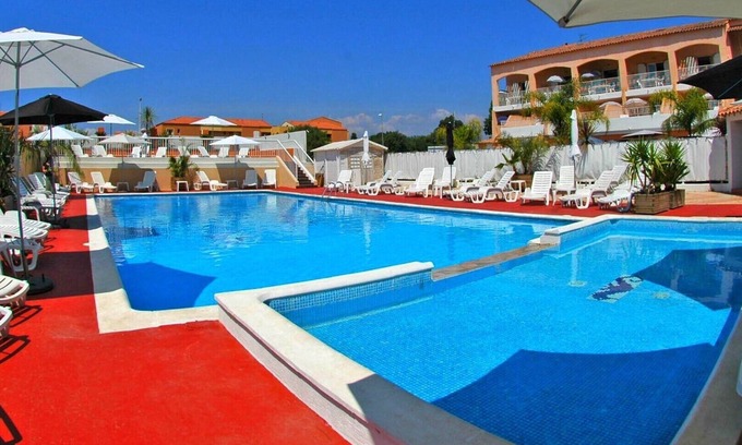 Les Bormettes Apartamento | Nice T3 (2 habitaciones) 6 pers. A 250 m del mar con piscina climatizada y tenis (3).