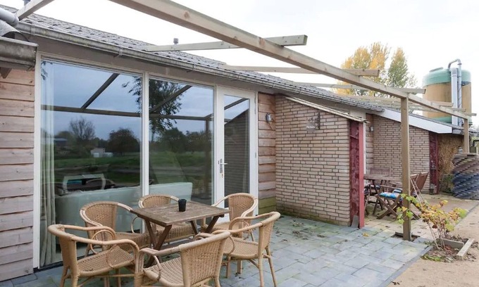 Horssen Casa | Bonita casa de vacaciones en Horssen con jardín