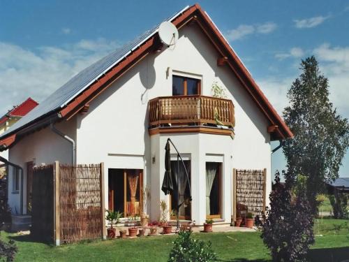 Bad Buchau Apartamento | Nichtraucher Ferienwohnung Mit Balkon