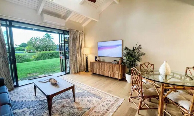 Kahuku Casa | Niki Lani Condo on the Golf course @ Turtle bay