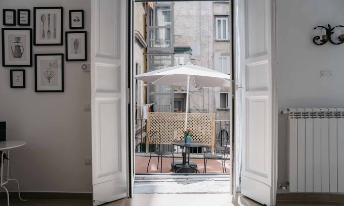 Historical Center Apartamento | Nilo by Casa Napoletana, with patio in the center.