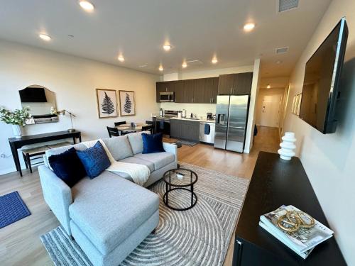 Point Loma Heights Apartamento | Nimitz Crossing Luxury Residences