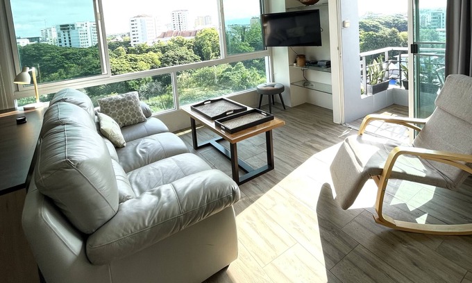 Nimman Condominio | Nimman One Bed with FREE Motorbike - Pool - Gym