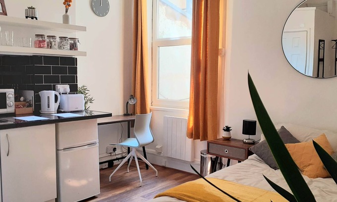 Roath Casa | Ninian Studio (1 bed)