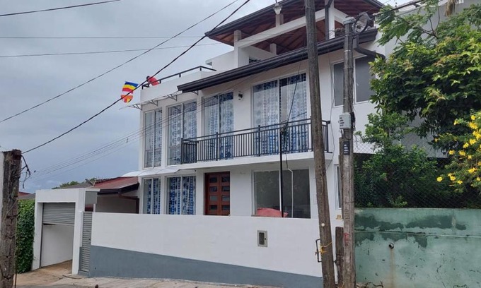 Malabe Villa | Nira Villa