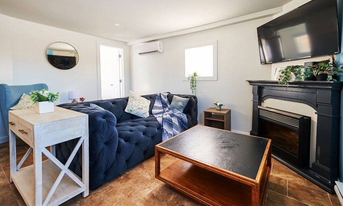 New Glasgow Cabaña | Niseko Riverside by Zen Life : Cowie Cottage