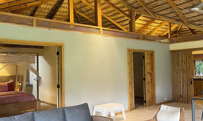 Nizao Villa | VillaAndreina NizaoBeachLodge 2Br 4Px 2Bds FrontBeach