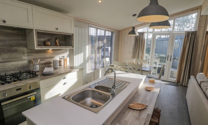 Runswick Bay Cabaña | No. 27 The Crab Pot