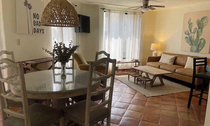 Downtown San Jose del Cabo Apartamento | NO BAD DAYS CONDO