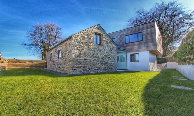 St. Cleer Casa | Luxurious barn on edge of Bodmin Moor & easy access to Cornish coast