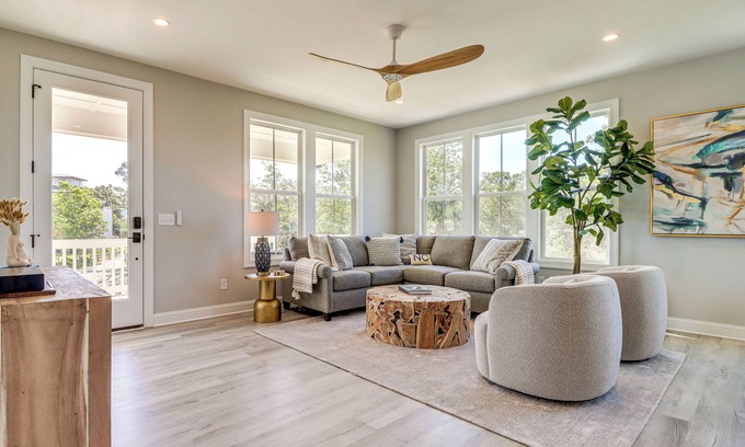Myrtle Grove Casa | "No Regerts" a Modern and Spacious 5-bedroom home in Wilmington