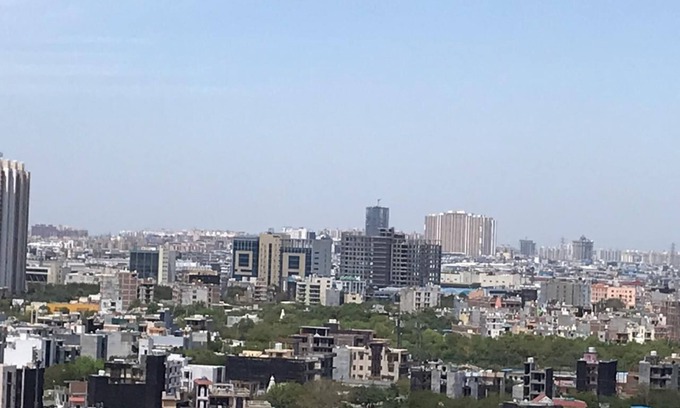 Sector 62 Casa | noida premium apartment for 6