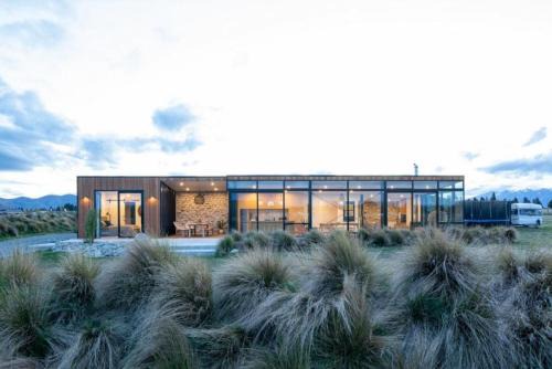 Twizel Casa | NOMAC No8, Luxury holiday home, Twizel