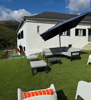 Alvarenga Casa | Noninha House