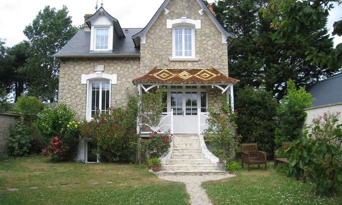 Bernieres-sur-Mer Casa | CASA NORMANA EN JUNO BEACH