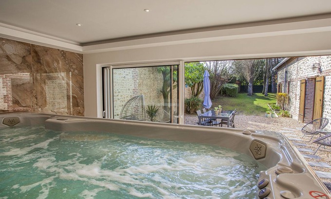 Honfleur Casa | Norman house in Honfleur with private swim spa