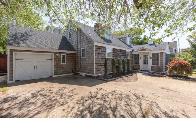 Northeast Virginia Beach Casa | North End Oceanside 3bd Home