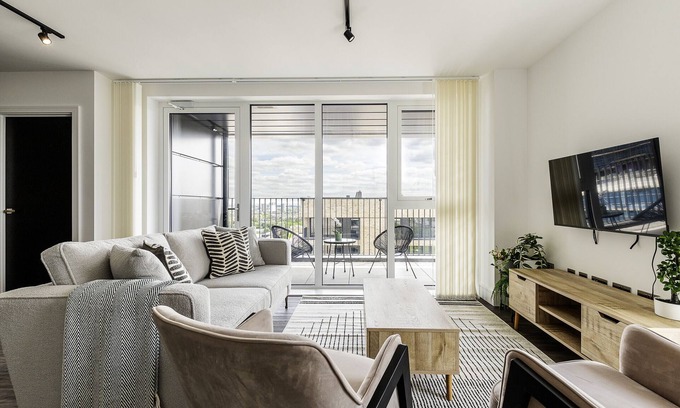 College Park and Old Oak Apartamento | North KenIX - 3Bedroom+2Bathroom+Balcony+Concierge