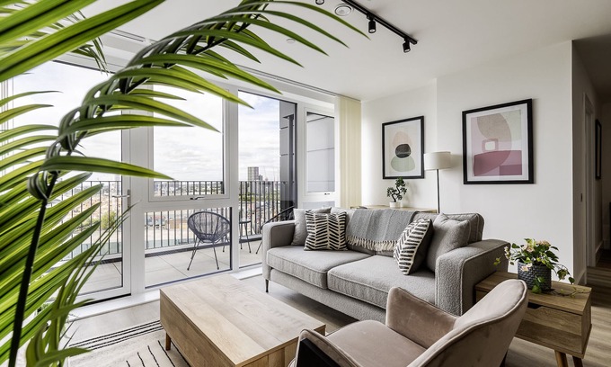College Park and Old Oak Apartamento | North KenVIII-2Bedroom+2Bathroom+Balcony+Concierge
