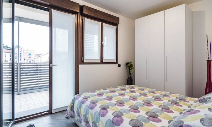 Crescenzago Apartamento | North Milan - Close to metro - Wi-Fi