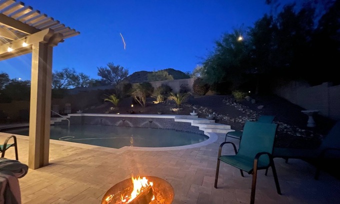 Tramonto Casa | North Phoenix oasis with heated saltwater pool.