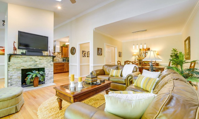 North Raleigh Casa | North Raleigh Vacation Rental ~ 8 Mi to Downtown!