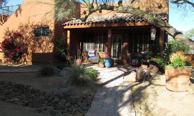 North Scottsdale Casa | North Scottsdale 1 Bedroom Stand Alone Guest House con garaje.