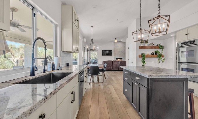 North Scottsdale Casa | Oasis Escape with Hot Tub and Pool