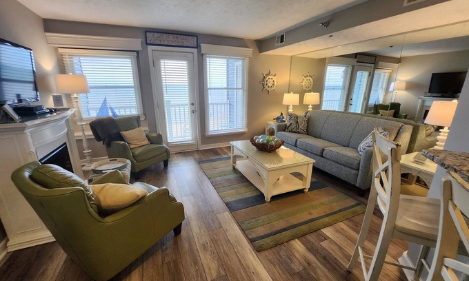 Traverse City Condominio | North Shore Inn Traverse City - Unit 204