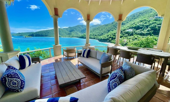 Maho Bay Quarter Villa | Impresionante ubicación frente al mar en la costa norte con vistas asombrosas del agua clara