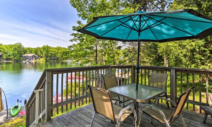 Lake George Cabina | NUEVO Waterfront Lake Cabin w / Boat Dock & Fire Pit!