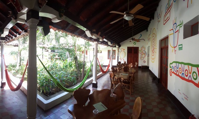 Granada Casa | NOSOTROS HOSTEL, DONDE TE SIENTAS EN CASA EN GRANADA, NICARAGUA